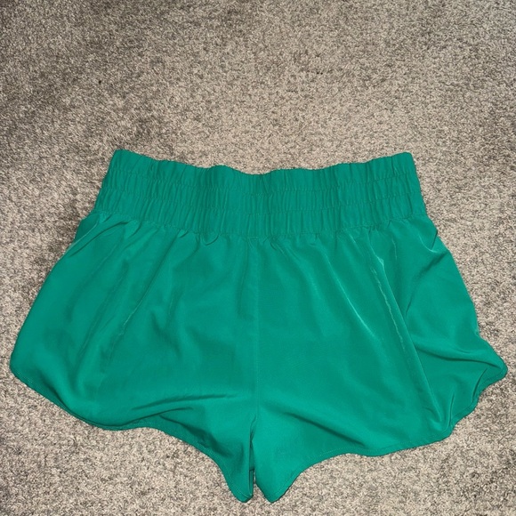 MAKE AN OFFER! 

Vibrant Green Women's Athletic Shorts - Picture 2 of 4